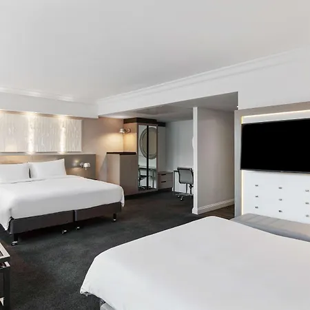 Radisson Blu Hotel, Centre فندق