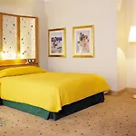 Radisson Blu Hotel, Centre Szálloda