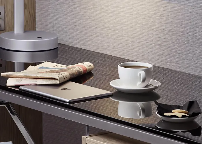 Hotel Radisson Blu Hotel, Centre 4*